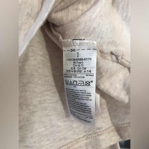 GAP Beige long sleeve cotton tee, reversible rainbow / gold & silver sequins EUC - Picture 5 of 6